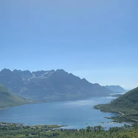 Strand-huset Lofoten